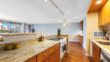 Marco Polo Apts condo # 614, Honolulu, Hawaii - photo 5 of 25