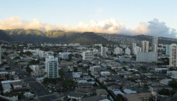 Marco Polo Apts condo # 2105, Honolulu, Hawaii - photo 2 of 17 Marco Polo Apts condo # 2105, Honolulu, Hawaii - photo 2 of 17