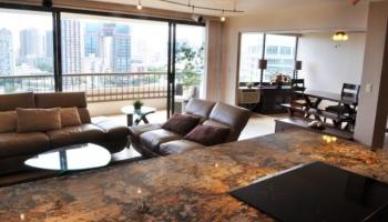 Marco Polo Apts condo # 2111, Honolulu, Hawaii - photo 5 of 25