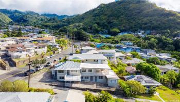 2333 Palolo Ave Honolulu - Multi-family - photo 1 of 24