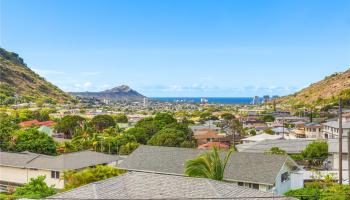 2333 Palolo Ave Honolulu - Multi-family - photo 3 of 24