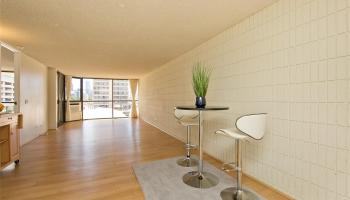 Sixteen Regents condo # 401, Honolulu, Hawaii - photo 2 of 21