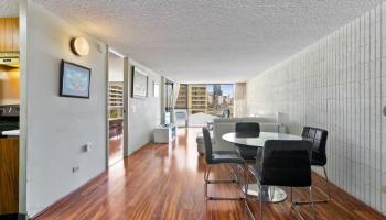 Sixteen Regents condo # 403, Honolulu, Hawaii - photo 1 of 12