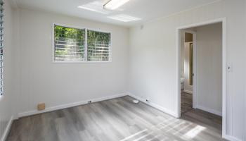 2341-B Palolo Ave Honolulu - Rental - photo 2 of 10