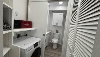 Fairway Villa condo # 1006, Honolulu, Hawaii - photo 2 of 5