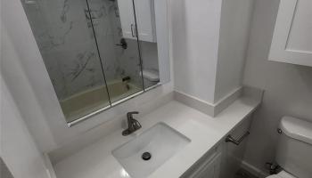 Fairway Villa condo # 1006, Honolulu, Hawaii - photo 3 of 4