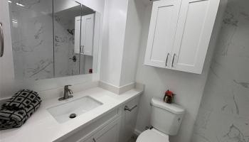 Fairway Villa condo # 1006, Honolulu, Hawaii - photo 4 of 5