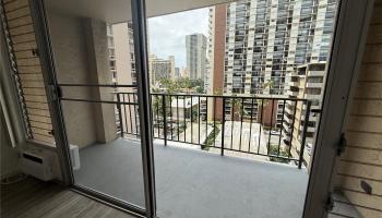 2345 Ala Wai Blvd Honolulu - Rental - photo 4 of 10