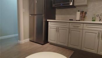 Fairway Villa condo # 1010, Honolulu, Hawaii - photo 3 of 8