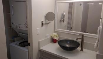 Fairway Villa condo # 1010, Honolulu, Hawaii - photo 6 of 8