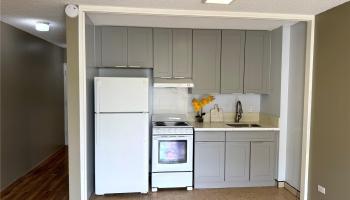 FAIRWAY VILLA condo # 1015, Honolulu, Hawaii - photo 3 of 11