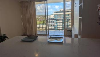 Fairway Villa condo # 1705, Honolulu, Hawaii - photo 4 of 17