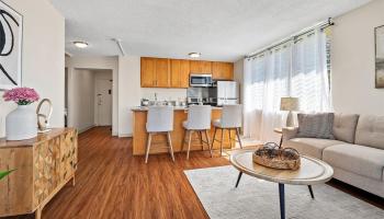 Fairway Villa condo # 1902, Honolulu, Hawaii - photo 3 of 25