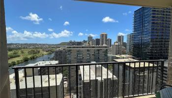 Fairway Villa condo # 1907, Honolulu, Hawaii - photo 4 of 16