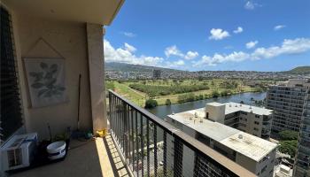 Fairway Villa condo # 1907, Honolulu, Hawaii - photo 5 of 16
