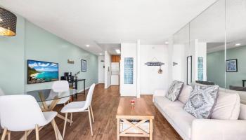 Fairway Villa condo # 1917, Honolulu, Hawaii - photo 6 of 21