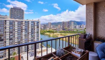Fairway Villa condo # 2210, Honolulu, Hawaii - photo 3 of 25 Fairway Villa condo # 2210, Honolulu, Hawaii - photo 3 of 25