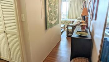 2345 Ala Wai Blvd Honolulu - Rental - photo 4 of 18