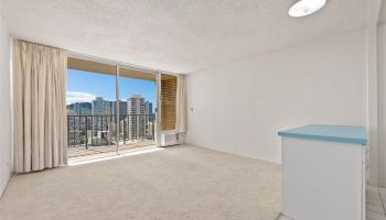 Fairway Villa condo # 2409, Honolulu, Hawaii - photo 5 of 25