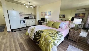Fairway Villa condo # 2415, Honolulu, Hawaii - photo 1 of 25