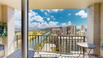 Fairway Villa condo # 2516, Honolulu, Hawaii - photo 1 of 17