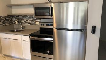 Fairway Villa condo # 705, Honolulu, Hawaii - photo 1 of 10