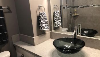 Fairway Villa condo # 705, Honolulu, Hawaii - photo 3 of 10