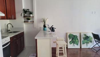 Fairway Villa condo # 915, Honolulu, Hawaii - photo 2 of 21