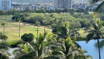 Fairway Villa condo # 915, Honolulu, Hawaii - photo 4 of 21