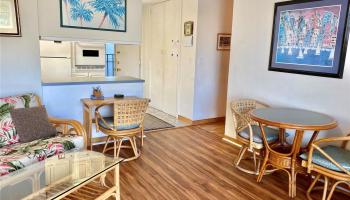 2355 Ala Wai Blvd Honolulu - Rental - photo 5 of 18