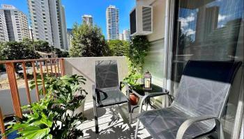 Hawaiian Crown condo # 201, Honolulu, Hawaii - photo 1 of 15