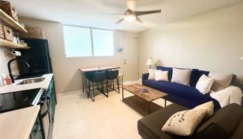 Hawaiian Crown condo # 304, Honolulu, Hawaii - photo 3 of 18