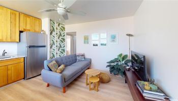 Hawaiian Crown condo # 601, Honolulu, Hawaii - photo 1 of 1