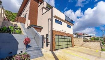 2364  Makanani Drive Kamehameha Heights,  home - photo 1 of 24
