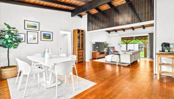 238  Puiwa Road Dowsett, Honolulu home - photo 3 of 25