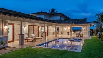 24 Kaiholu Place Beachside, Kailua home - photo 1 of 17 24 Kaiholu Place Beachside, Kailua home - photo 1 of 17