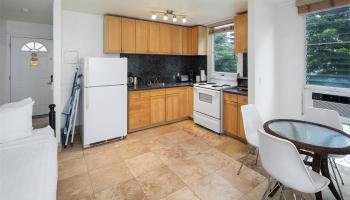 240 Liliuokalani Ave Honolulu - Rental - photo 2 of 14