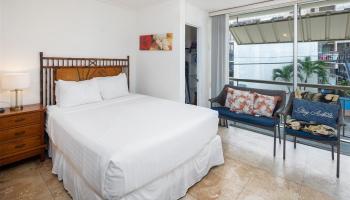 240 Liliuokalani Ave Honolulu - Rental - photo 4 of 14