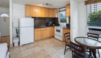 240 Liliuokalani Ave Honolulu - Rental - photo 2 of 11