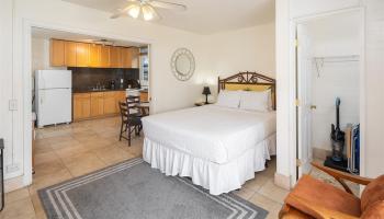 240 Liliuokalani Ave Honolulu - Rental - photo 6 of 11