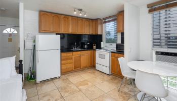 240 Liliuokalani Ave Honolulu - Rental - photo 2 of 11