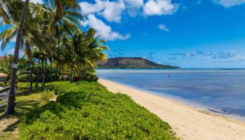 240  Paiko Drive Paiko Lagoon, Diamond Head home - photo 2 of 14