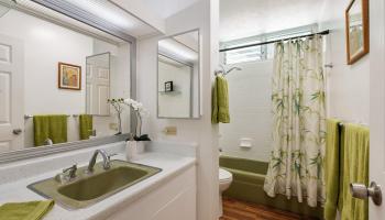 240  Puiwa Road Dowsett, Honolulu home - photo 5 of 25