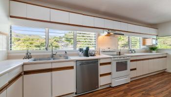 240  Puiwa Road Dowsett, Honolulu home - photo 5 of 25