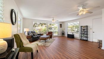 240  Puiwa Road Dowsett, Honolulu home - photo 2 of 18