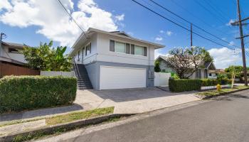 2409 Bingham Street Moiliili, Honolulu home - photo 1 of 25 2409 Bingham Street Moiliili, Honolulu home - photo 1 of 25