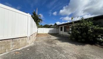 241  Kihapai St Coconut Grove, Kailua home - photo 2 of 23