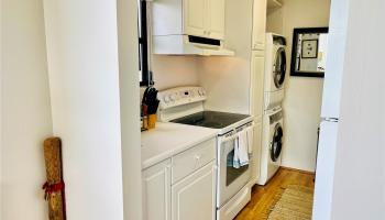 2410 Cleghorn St Honolulu - Rental - photo 4 of 24