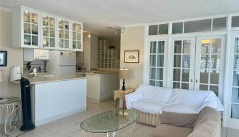 2415 Ala Wai Blvd Honolulu - Rental - photo 6 of 13