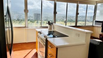 2415 Ala Wai Blvd Honolulu - Rental - photo 2 of 14